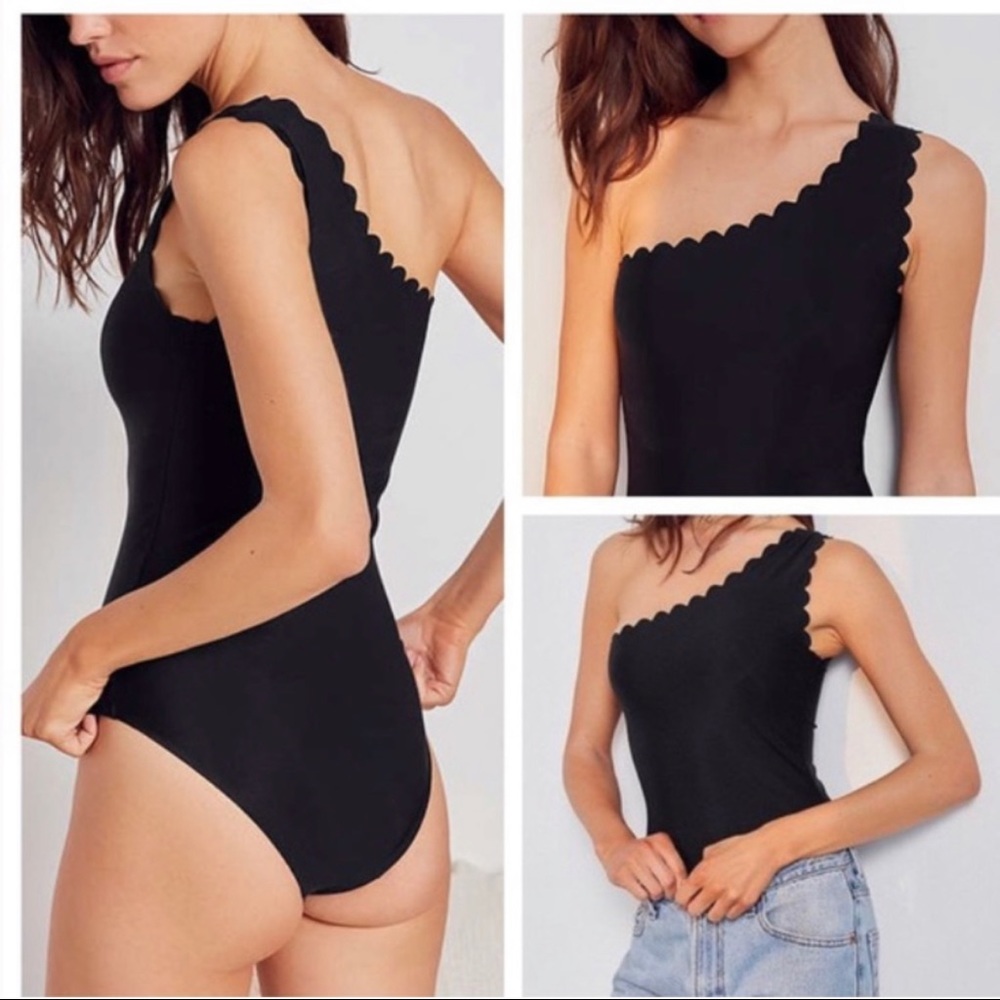 Scalloped NWOT black bodysuit